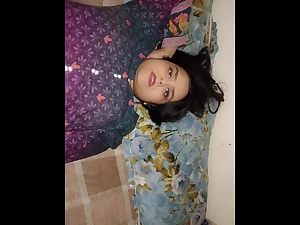 See Indian Grown up Bhabi acquire her sugary-sweet cootchie ruined apart from Pakistani boy's rigid manstick